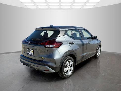 Used 2024 Nissan Kicks S image 10