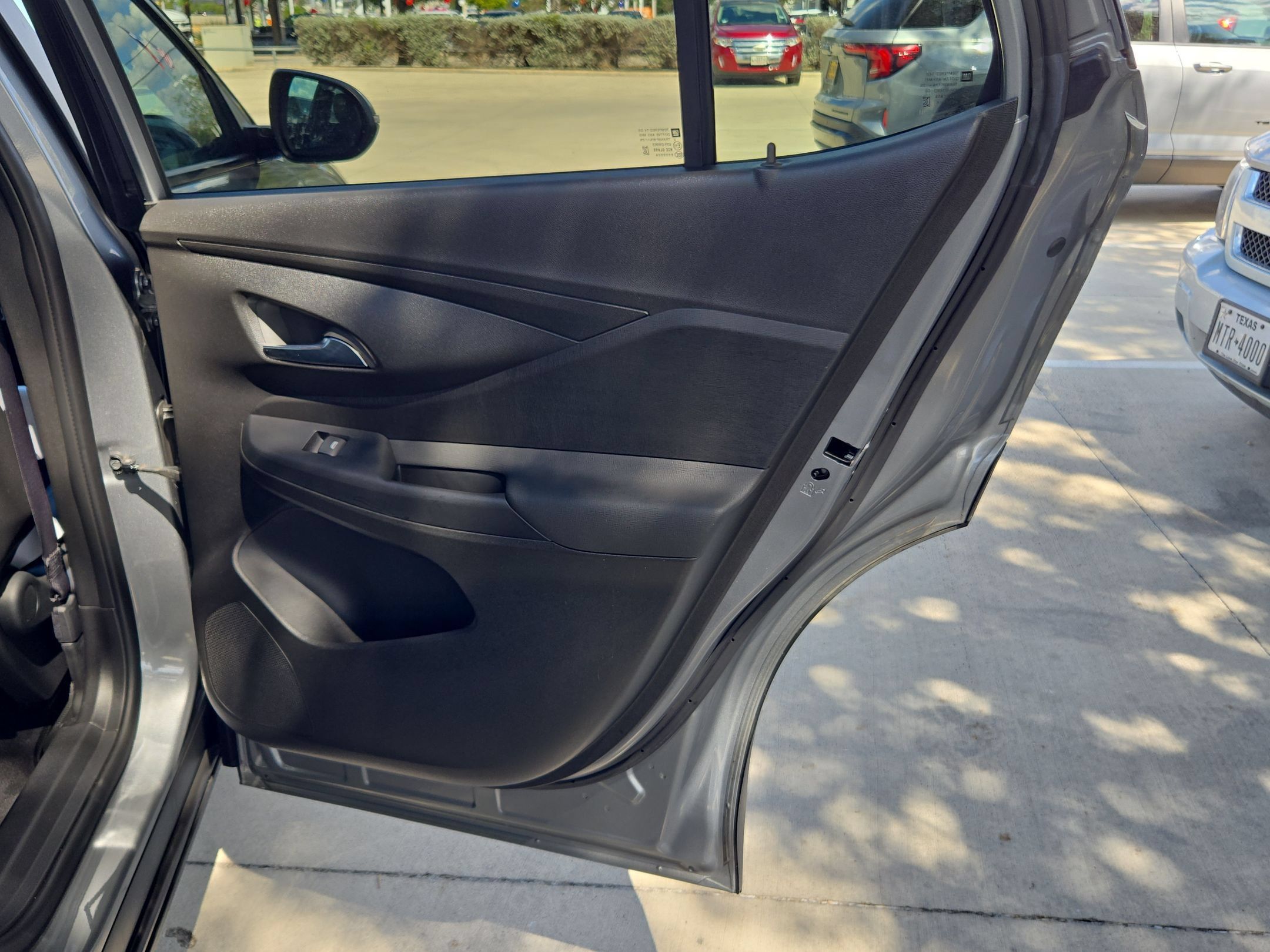 Certified 2024 Buick Envista Preferred w/ Advanced Safety Package FWD image 25