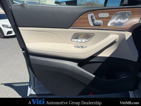 New 2026 Mercedes-Benz GLE 450 4MATIC image 11