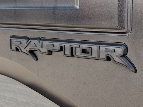 Used 2018 Ford F150 Raptor w/ Equipment Group 802A Luxury AWD/4WD image 30