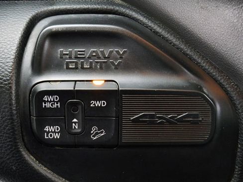 Used 2020 RAM 2500 Big Horn w/ Level 1 Equipment Group AWD/4WD image 27