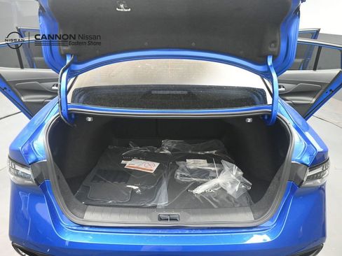 New 2026 Nissan Sentra SR FWD image 18