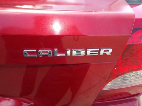 Used 2009 Dodge Caliber SXT FWD image 34
