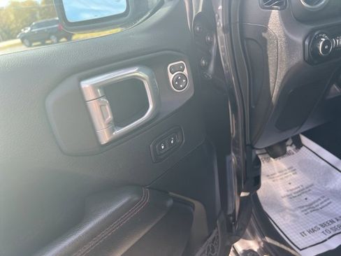 Used 2020 Jeep Wrangler Unlimited Rubicon w/ Quick Order Package 28Y Recon image 9