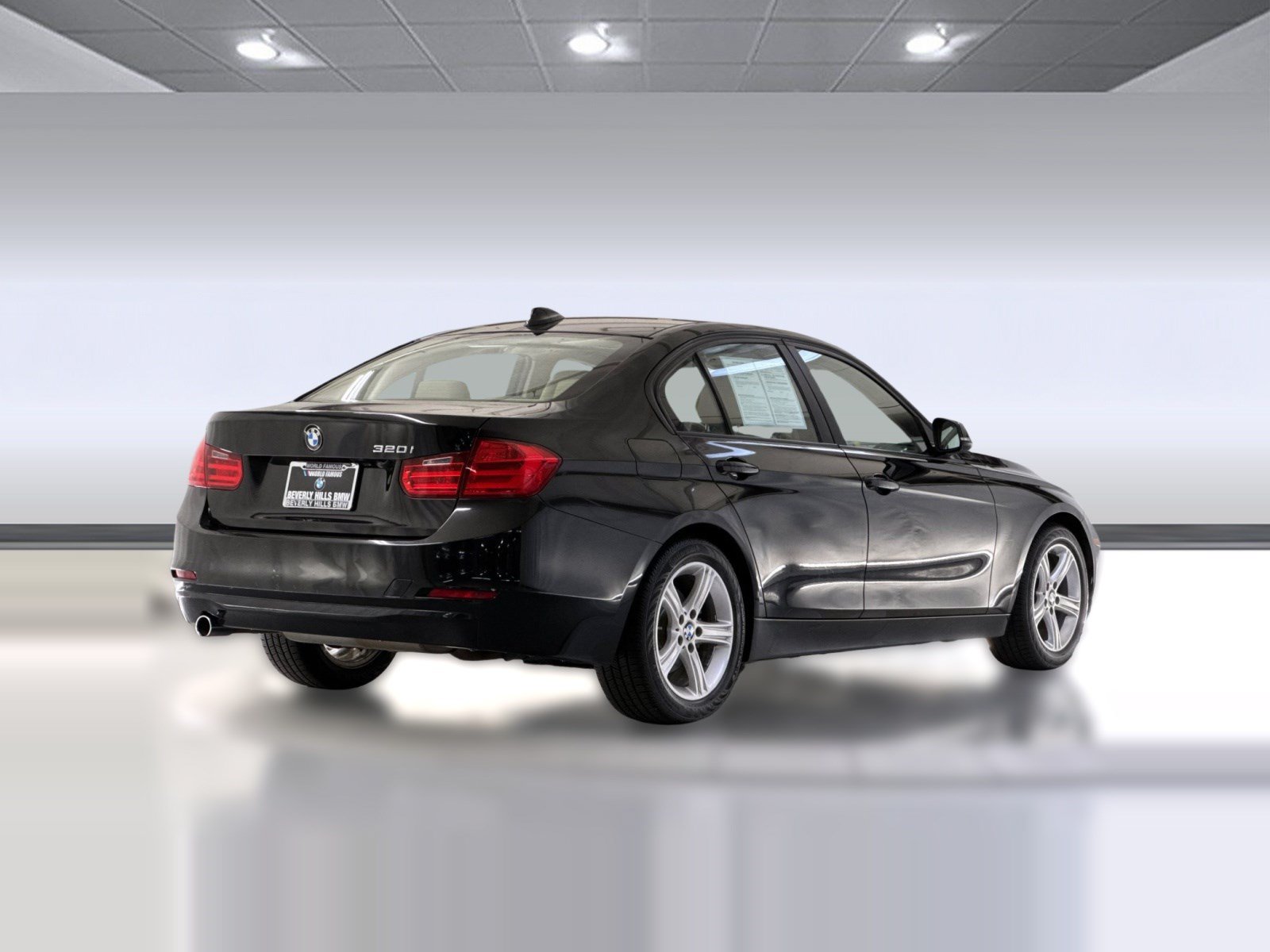 Used 2013 BMW 320i Sedan RWD image 9