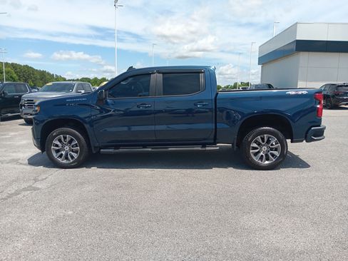 Used 2021 Chevrolet Silverado 1500 RST w/ Convenience Package II AWD/4WD image 3