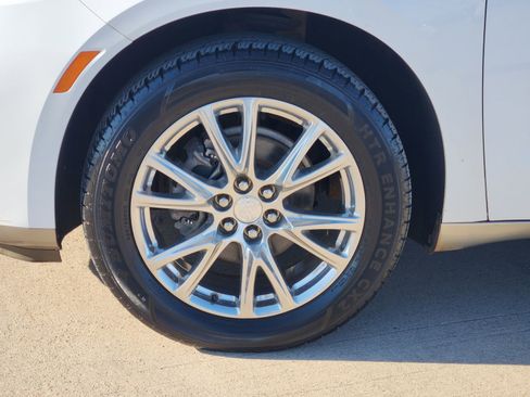 Used 2022 Buick Enclave Premium image 11