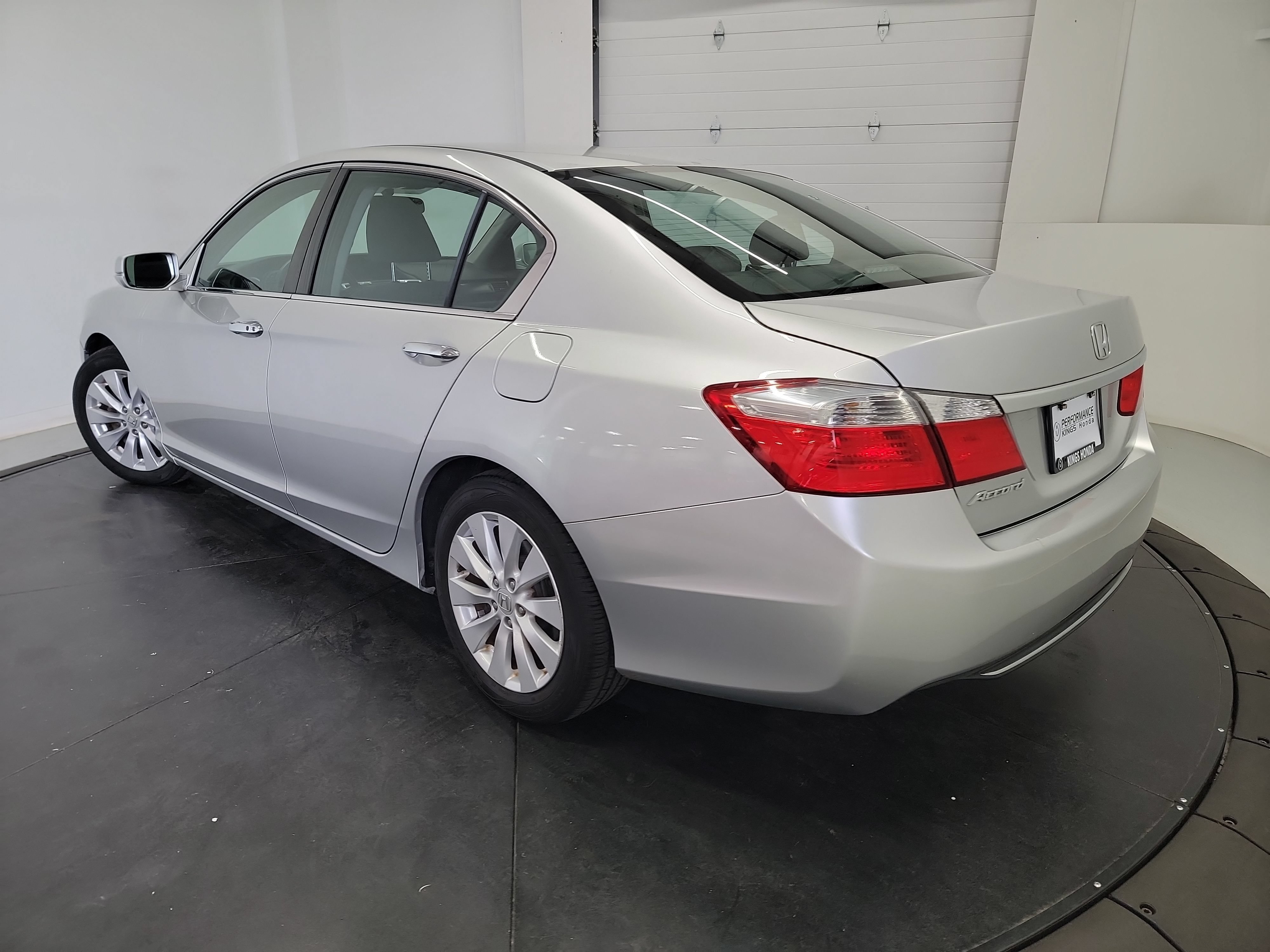 Used 2015 Honda Accord EX image 6