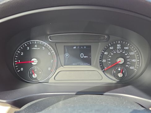 Used 2016 Kia Sorento FWD w/ LX Convenience Package image 24