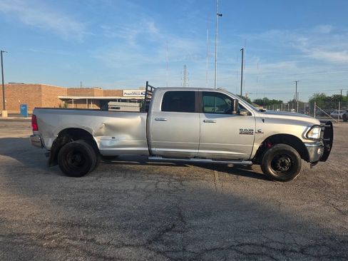 Used 2015 RAM 3500 Lone Star image 2