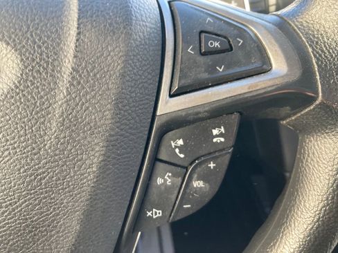 Used 2019 Ford Fusion SE image 43