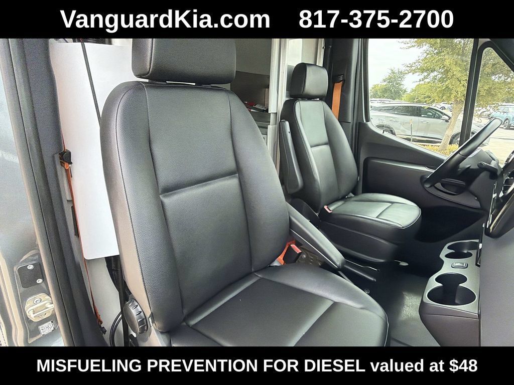 Used 2021 Mercedes-Benz Sprinter 4500 w/ Parking Package image 26