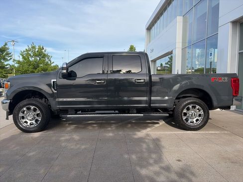 Used 2021 Ford F250 Lariat w/ Lariat Ultimate Package AWD/4WD image 4