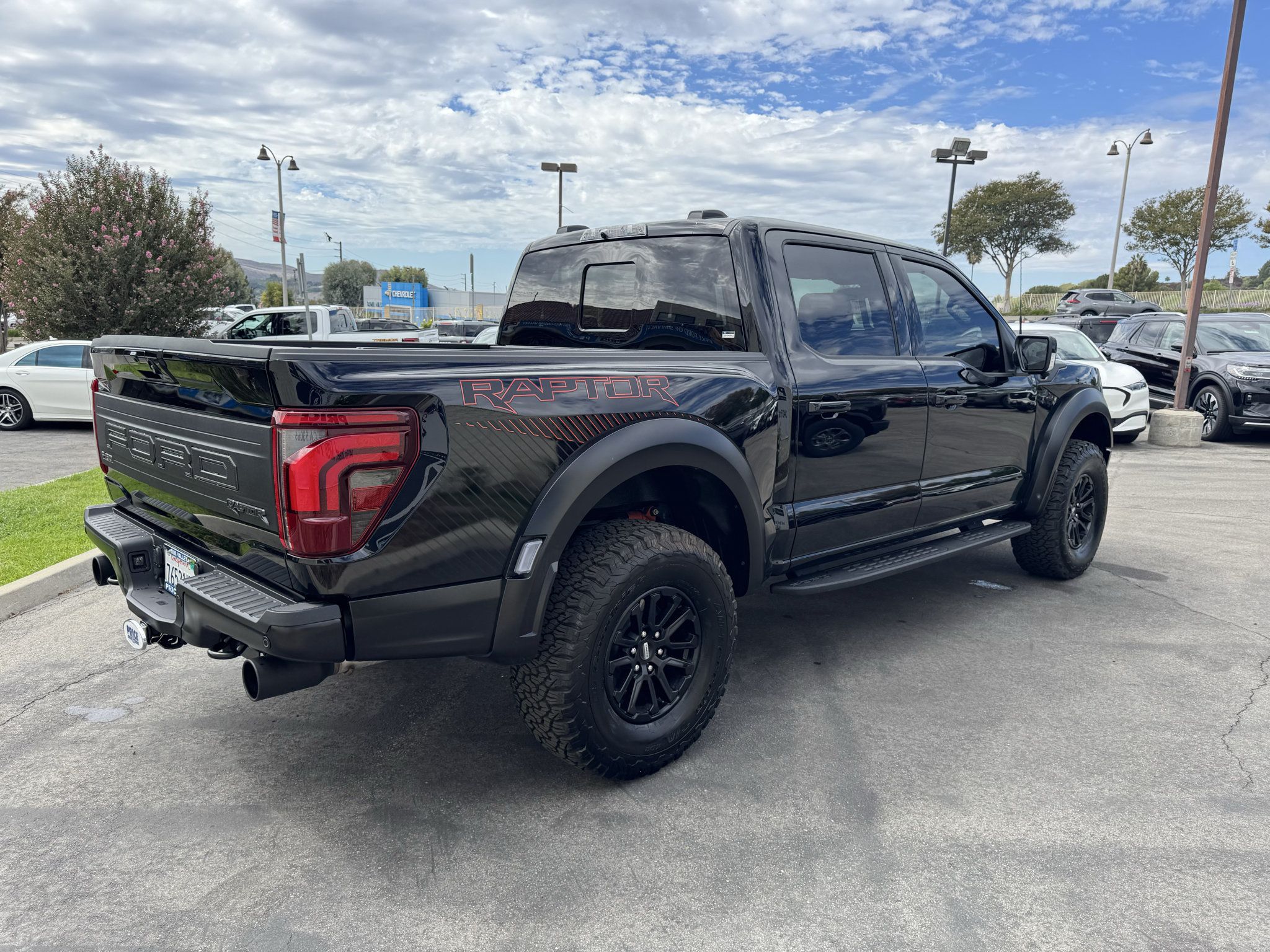 Used 2026 Ford F150 Raptor AWD/4WD image 32