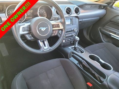 Used 2020 Ford Mustang GT image 6