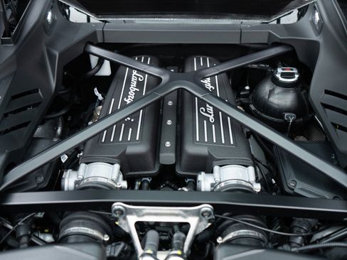 Used 2023 Lamborghini Huracan Tecnica image 34