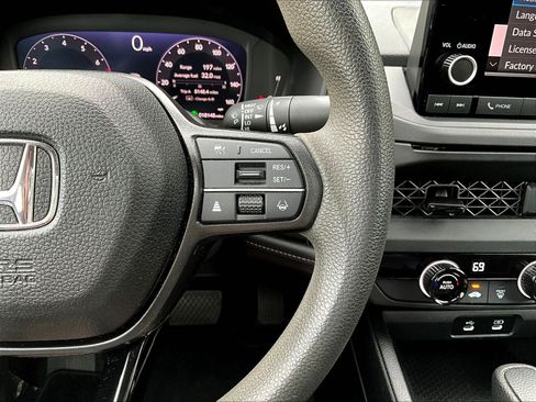 Used 2024 Honda Accord LX image 11