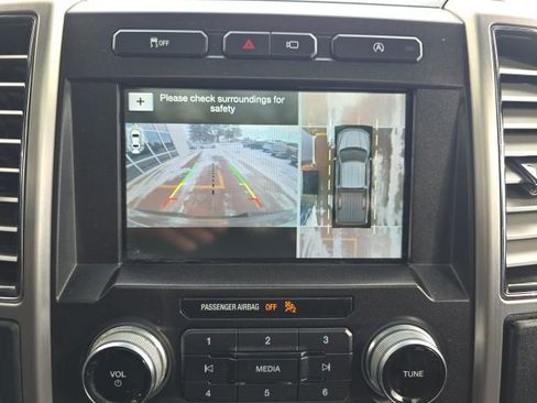 Used 2018 Ford F150 Platinum w/ Technology Package AWD/4WD image 29