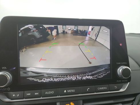 Certified 2025 Nissan Altima 2.5 S FWD image 21