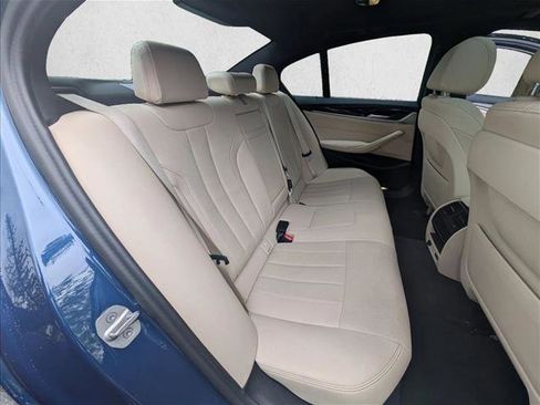 Certified 2023 BMW 530e w/ Convenience Package RWD image 21