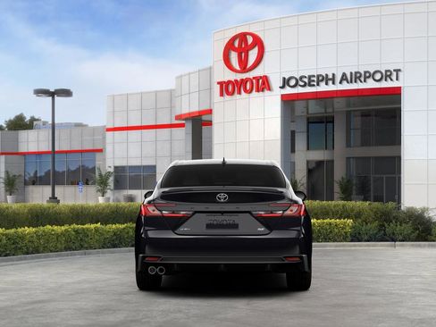 New 2026 Toyota Camry SE FWD image 24