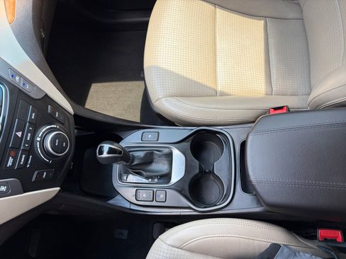 Used 2014 Hyundai Santa Fe Sport 2.0T w/ Technology Package 05 AWD/4WD image 16