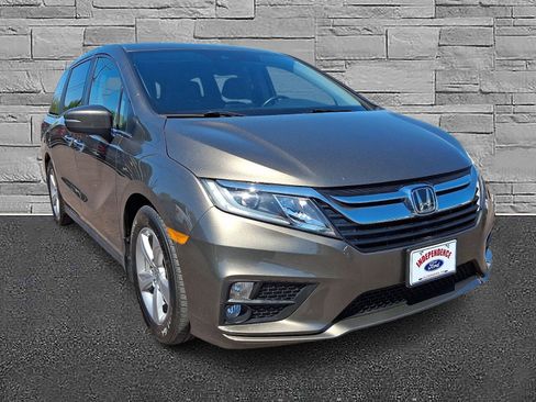 Used 2019 Honda Odyssey EX image 2