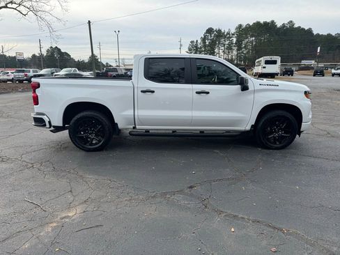 Used 2025 Chevrolet Silverado 1500 Custom w/ Turbomax Blackout Package image 11