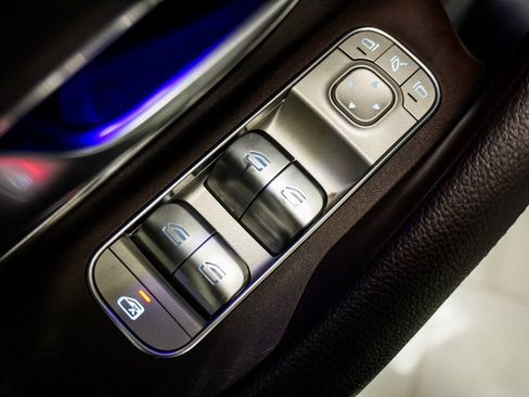 Used 2020 Mercedes-Benz GLS 450 4MATIC image 26