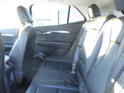 Used 2025 Buick Envision Preferred image 36