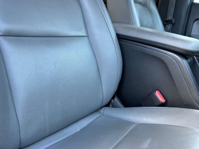 Used 2016 Chevrolet Colorado LT w/ Luxury Package, Chrome RWD image 16