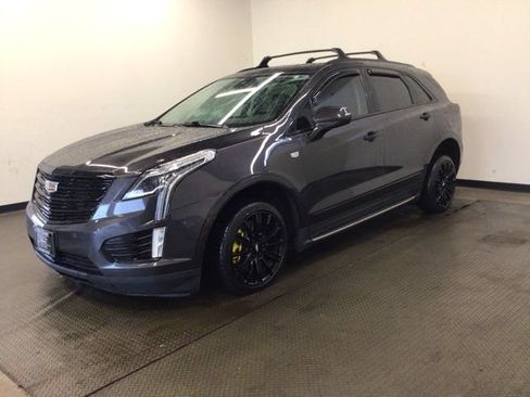 Used 2018 Cadillac XT5 Luxury w/ Driver Awareness Package AWD/4WD image 3