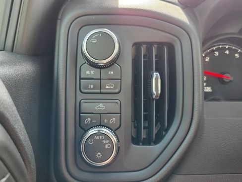 Used 2025 GMC Sierra 1500 Pro w/ Pro Value Package AWD/4WD image 14