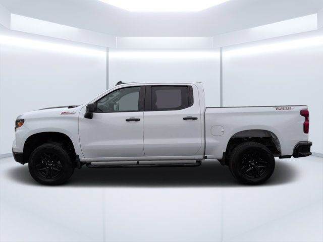 Used 2025 Chevrolet Silverado 1500 Custom Trail Boss AWD/4WD image 6