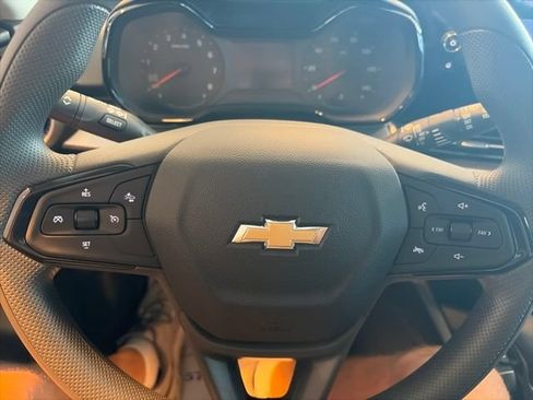 New 2026 Chevrolet Trax LS w/ LS Convenience Package FWD image 20