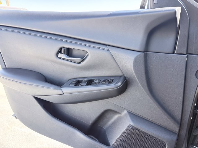 Used 2024 Nissan Sentra S FWD image 11