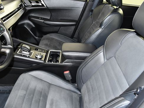 Used 2025 Mitsubishi Outlander SE AWD/4WD image 37