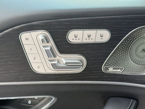 Certified 2025 Mercedes-Benz GLE 450e 4MATIC image 29