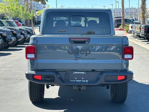 New 2026 Jeep Gladiator Sport AWD/4WD image 6