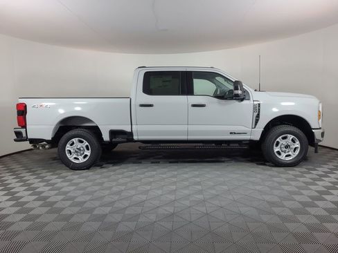 New 2026 Ford F250 XLT w/ 360-Degree Camera Package image 2