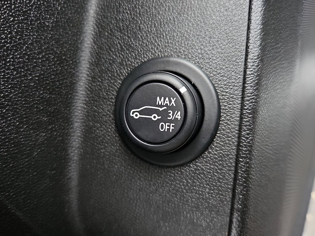 Used 2023 Chevrolet Equinox RS AWD/4WD image 26