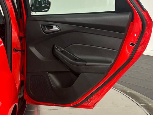 Used 2013 Ford Focus SE FWD image 49