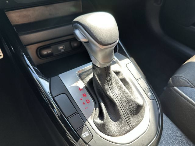Certified 2023 Kia Forte GT-Line FWD image 23