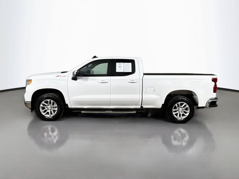 Used 2025 Chevrolet Silverado 1500 LT w/ Z71 Off-Road Package AWD/4WD image 9