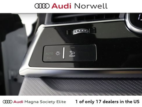 New 2026 Audi SQ8 Prestige image 28