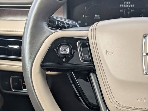 Used 2022 Lincoln Aviator Reserve w/ Equipment Group 201A image 29