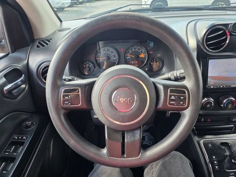 Used 2014 Jeep Compass Sport w/ Power Value Group FWD image 15