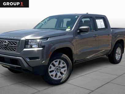 Used 2022 Nissan Frontier SV w/ Technology Package