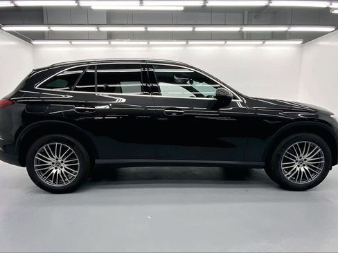New 2026 Mercedes-Benz GLC 300 image 9