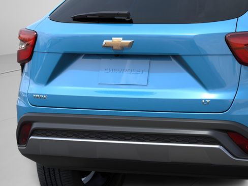 New 2026 Chevrolet Trax LT FWD image 14